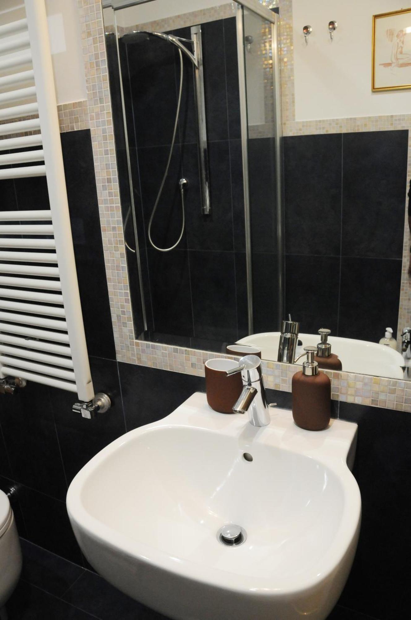 A Casa Di Lu, Al Colosseo - Guest House Rome Luaran gambar